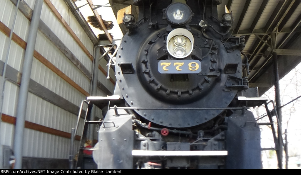 NKP 779